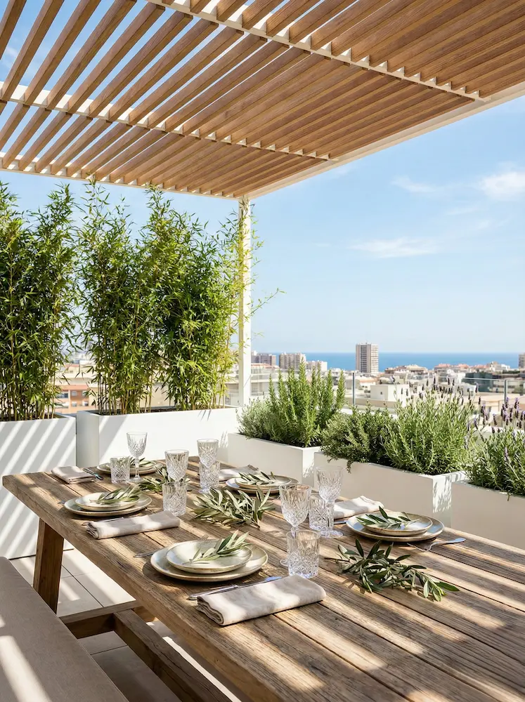 detalle terraza mediterranea con pergola de lamas | jardinesconestiloes Detalle Terraza Mediterranea Con Pergola De Lamas Áticos De Luz Diseño Y Arquitectura En La Terraza Urbana