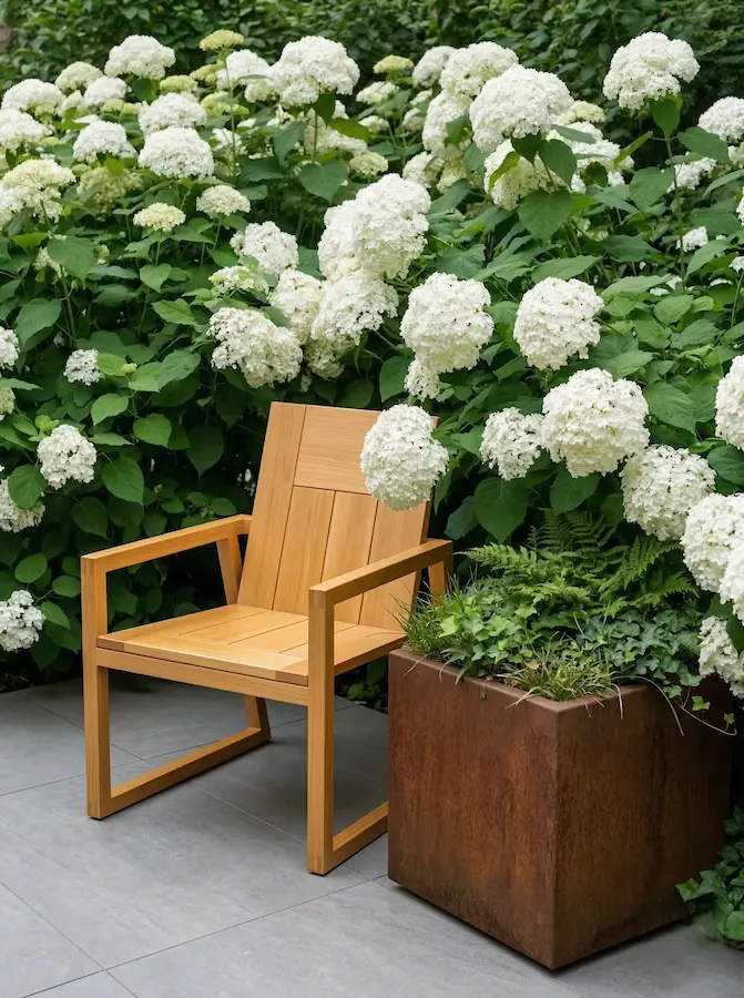 rincón silla madera pino con maceta corten | jardinesconestiloes Rincón Silla Madera Pino Con Maceta Corten El Poder Estructural De Las Líneas Rectas Geometría Y Naturaleza En Armonía