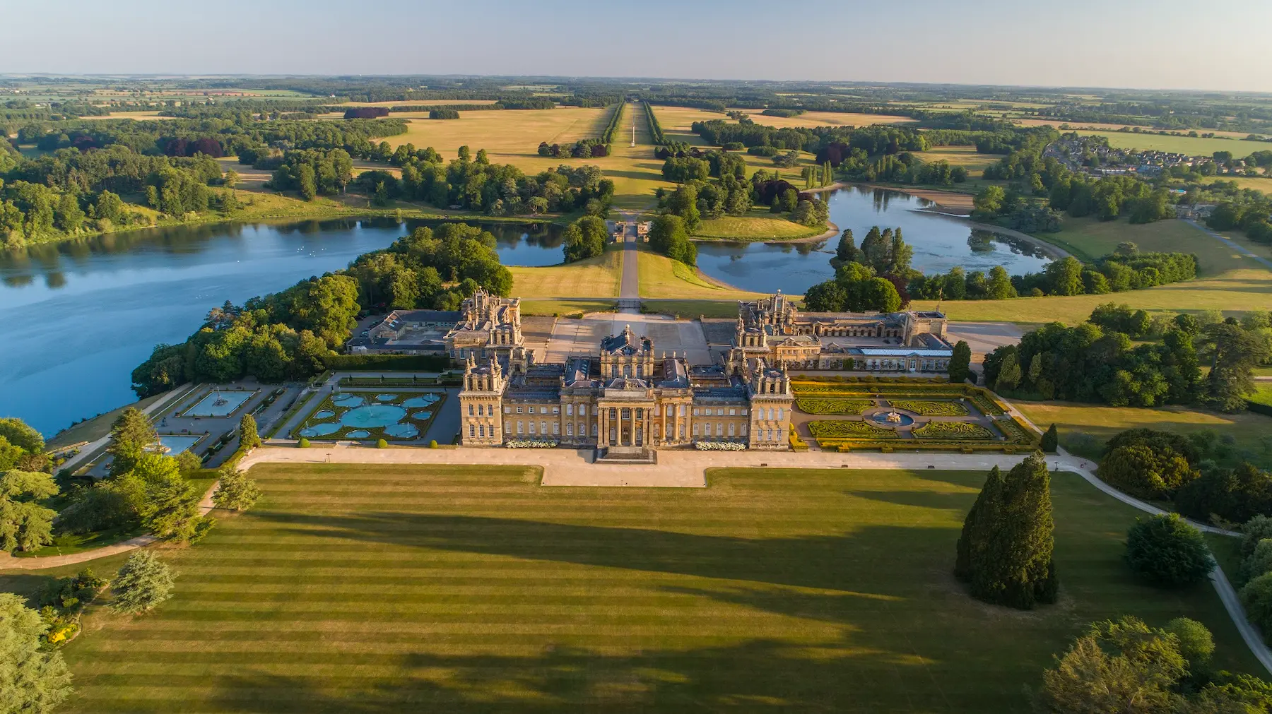 BlenheimPalace | jardinesconestiloes Blenheim palace Esculpir En Verde La Metamorfosis Histórica Del Paisajista De Jardinero Del Rey a Salvador Urbano