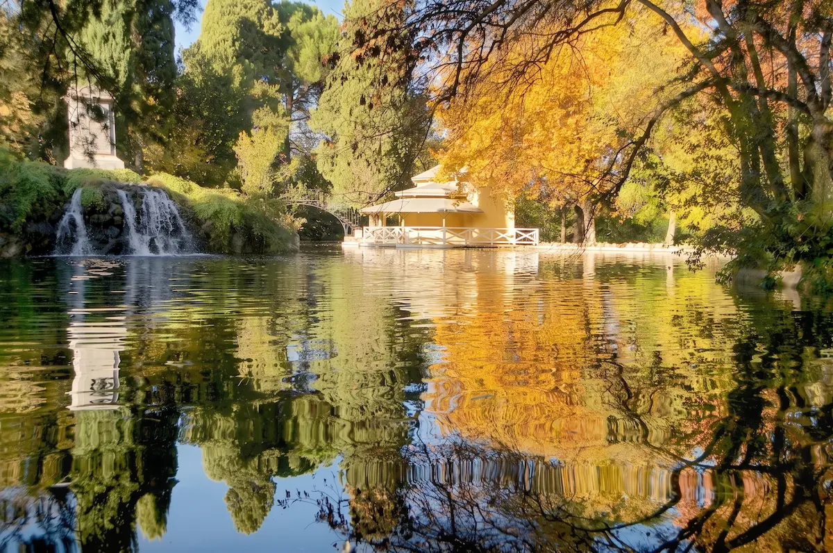 el capricho otoño | jardinesconestiloes El Capricho Otoño Geometrías De La Excentricidad La Razón Arquitectónica Detrás Del Eclecticismo Paisajístico