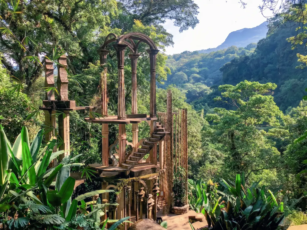 las pozas titxila escultorica | jardinesconestiloes Las Pozas Titxila Escultorica Geometrías De La Excentricidad La Razón Arquitectónica Detrás Del Eclecticismo Paisajístico